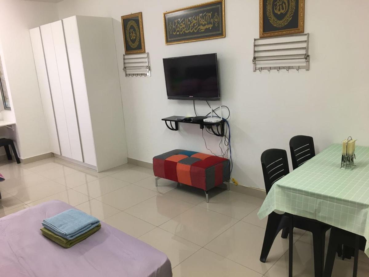 Azin Ramli Studio เซอรีเคมบางัน ภายนอก รูปภาพ